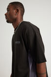 Half Half Box Fit Panelled Tee, HH BLACK/COLD HARBOUR TREKKER - example image 2
