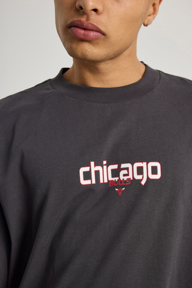 Heavy Weight Box Fit Nba Tshirt, LCN NBA SLATE/CHICAGO BULLS Y2K SUPERSCRIPT