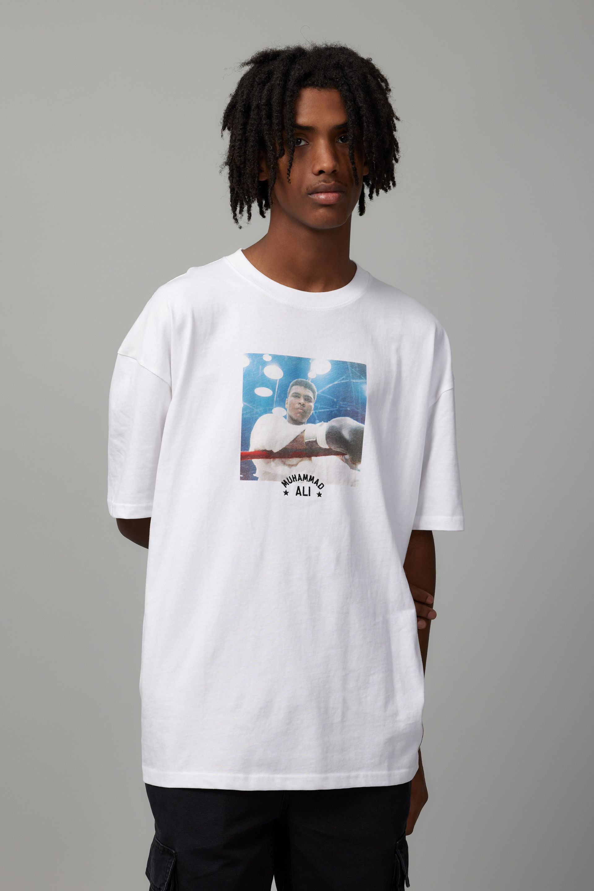 Graphic t outlet shirts under $10