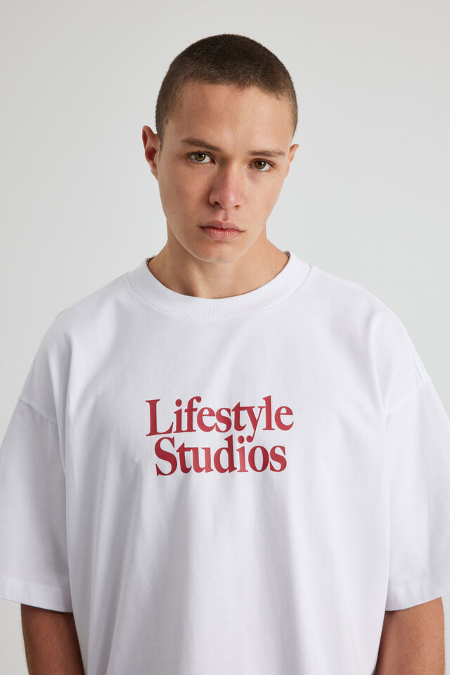 Boxy Cropped Graphic Tshirt, HH WHITE/LIFESTYLE STUDIOS