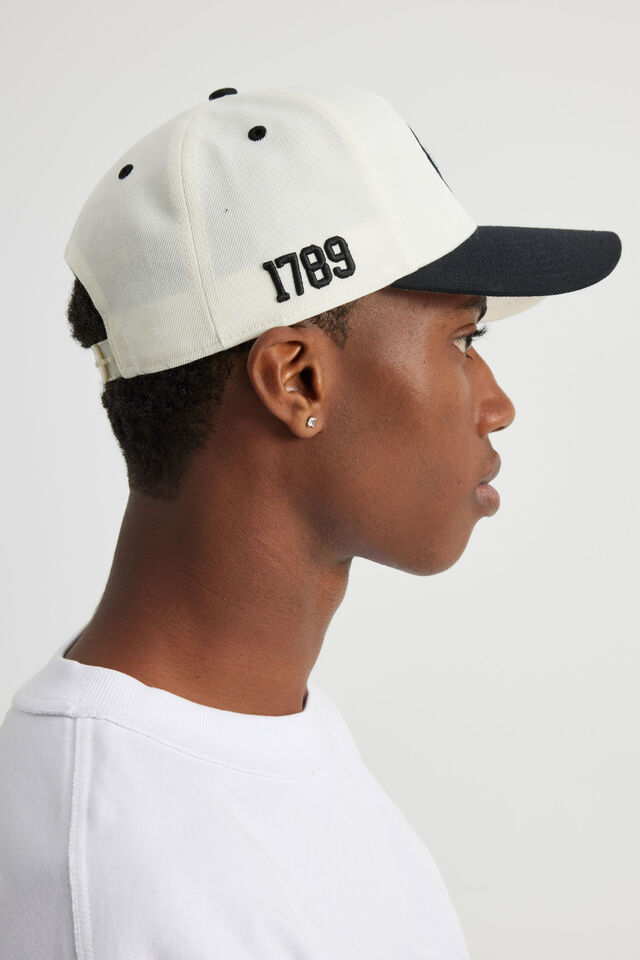 Lcn A Frame Georgetown, LCN GEORGETOWN BLK WHT HOYAS BBALL
