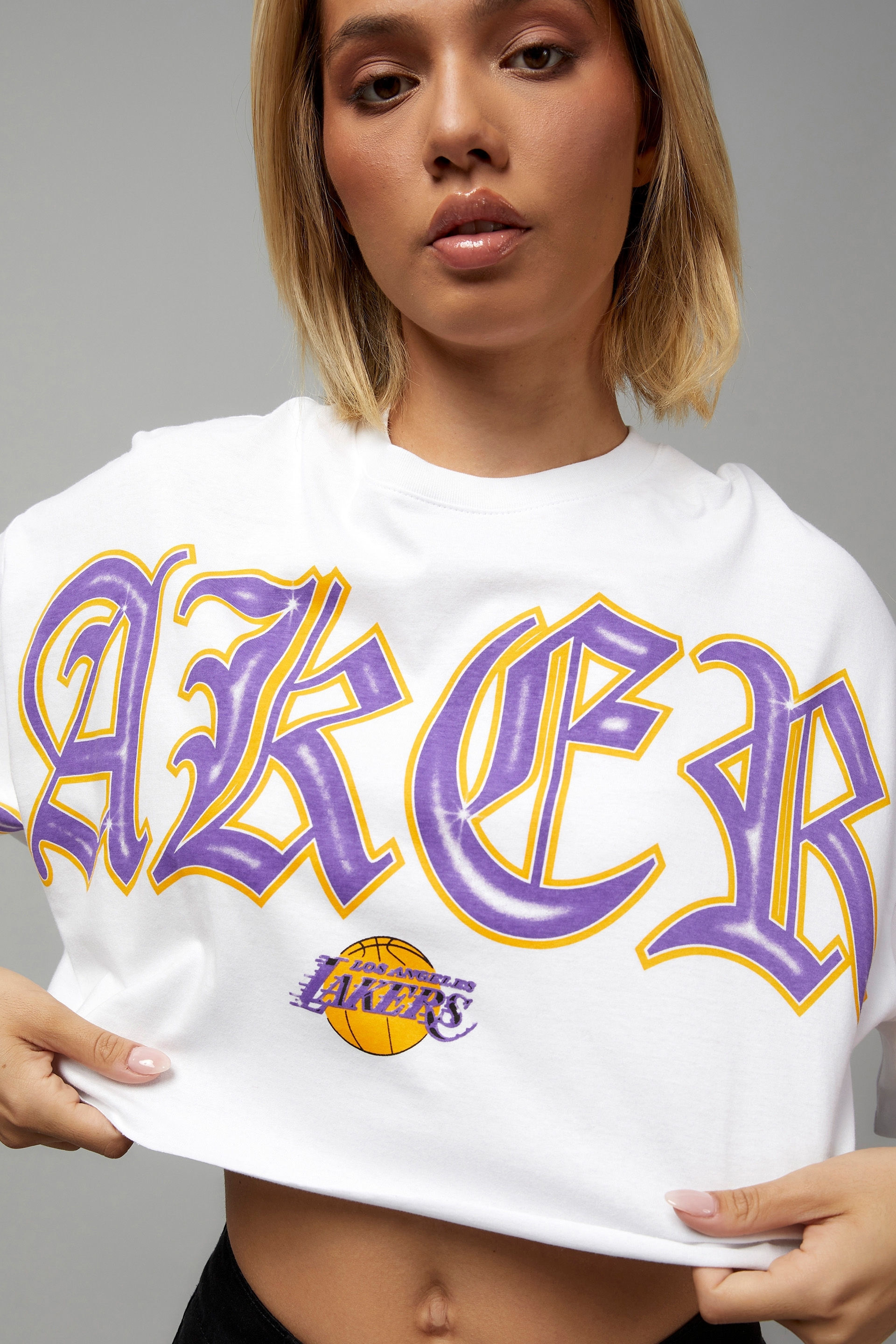 Lcn Nba Cropped Graphic Tee