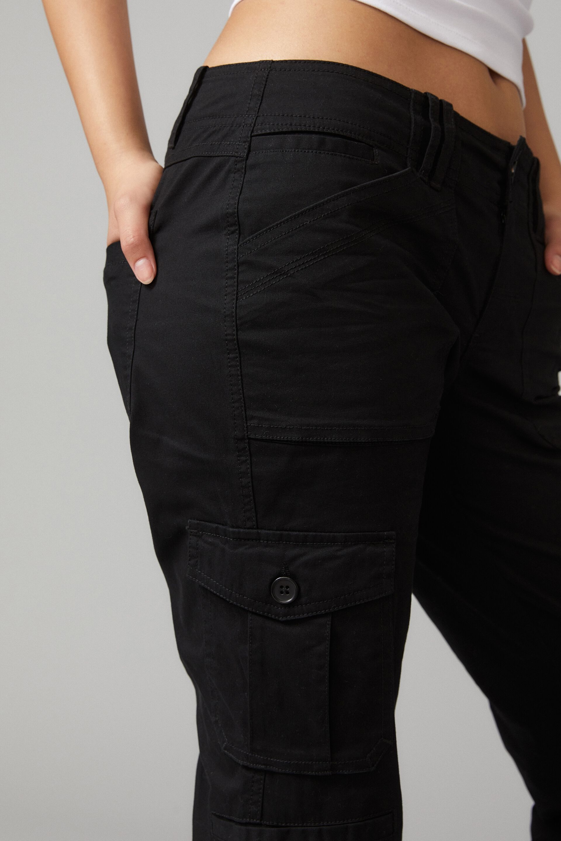 Womens flare cargo pants shop