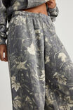 Ultra Baggy Trackpant, HUNTER CAMO - alternate image 4
