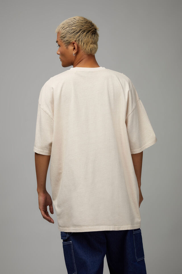Oversized Music Merch T Shirt, LCN BRA WASHED IVORY/TUPAC HERO
