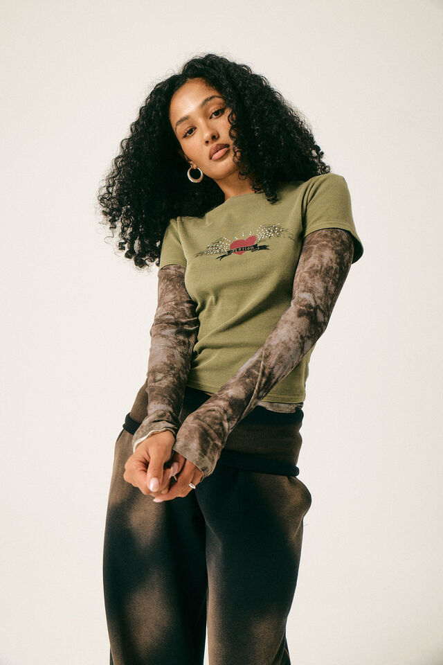 Fitted Graphic Tee, WASHED OLIVE STONE/NTN HEART