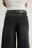 Mega Baggy Jort, GOOD THINGS BLACK/STAR - example image 2