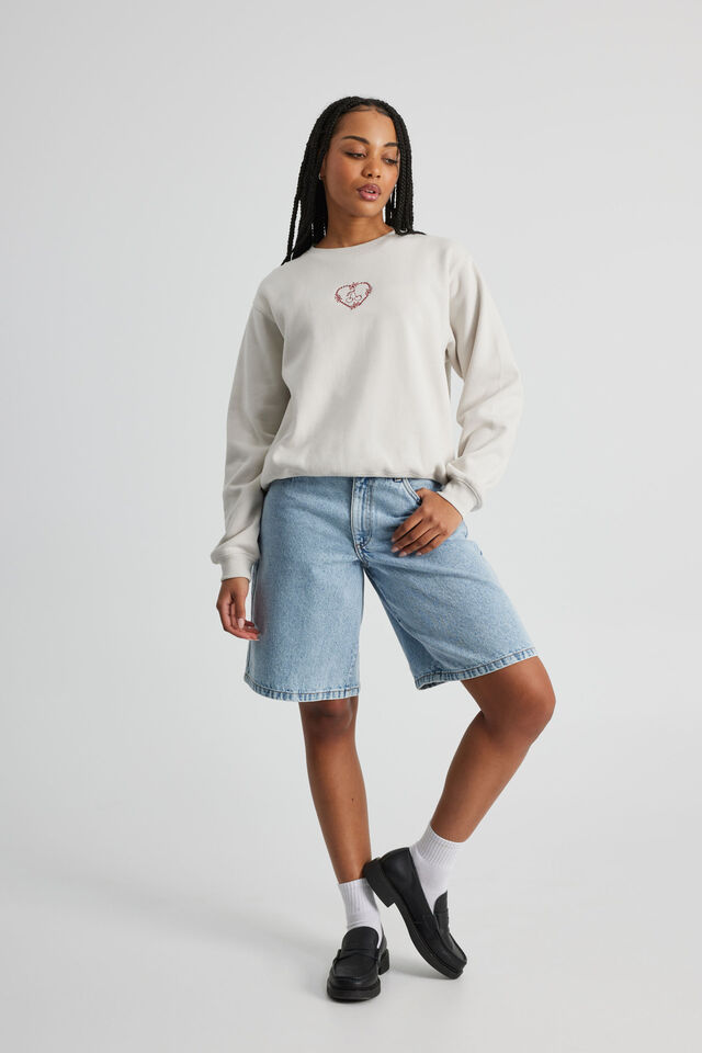 Graphic Crew Sweater, DOVE GREY/CHERRY HEART