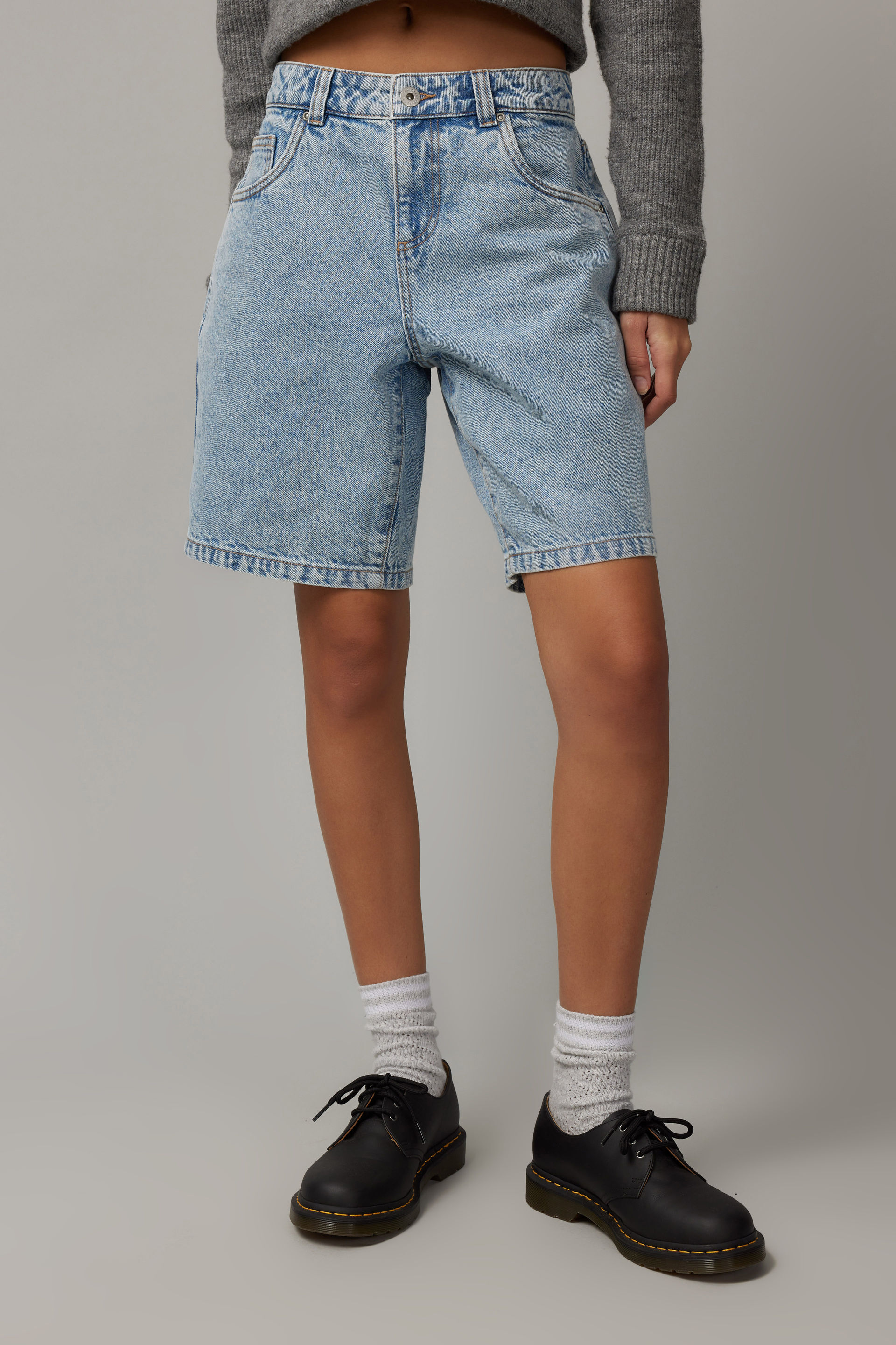 Baggy jean shorts 90s on sale