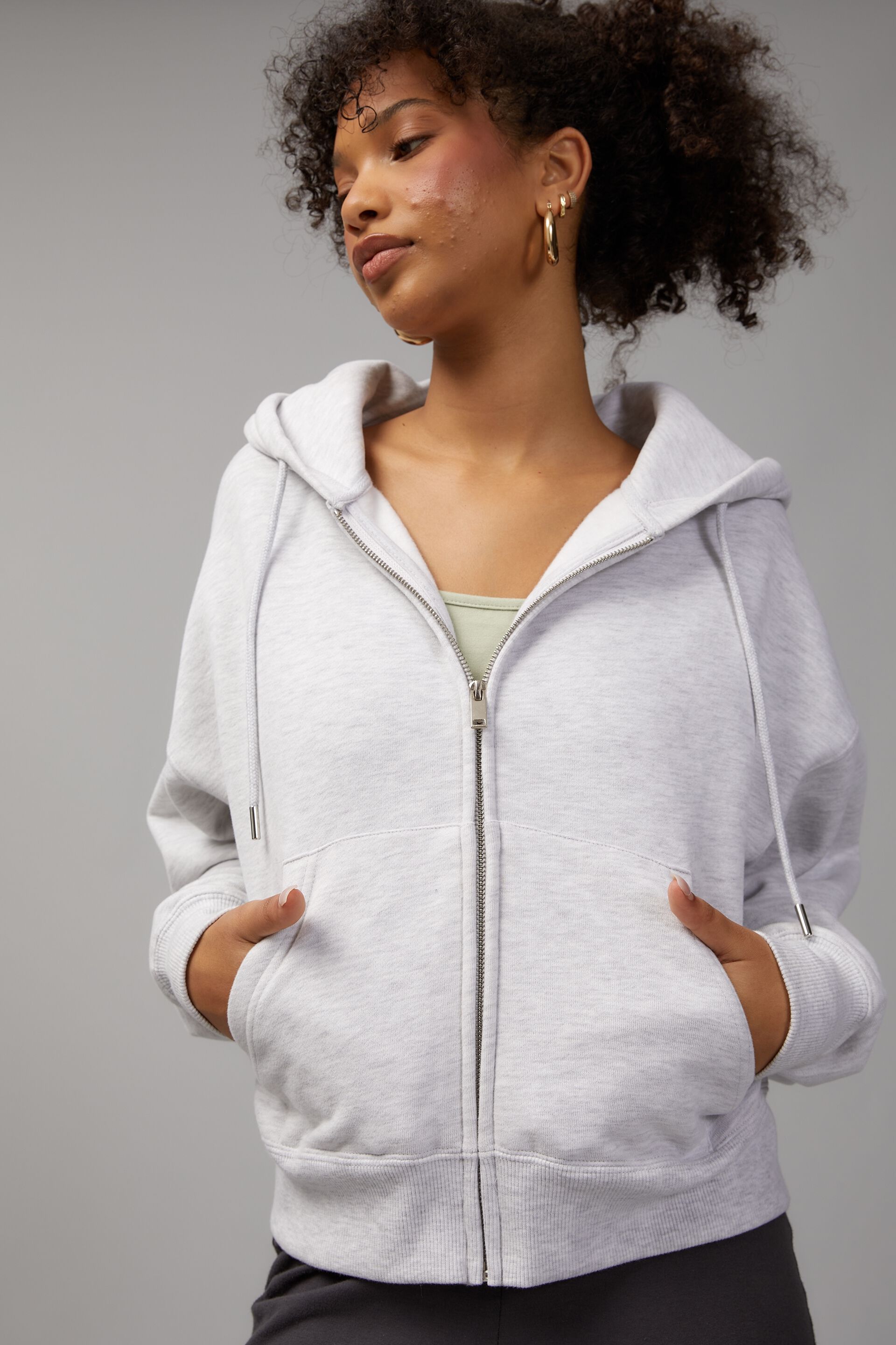 Gray zip up hoodie womens online