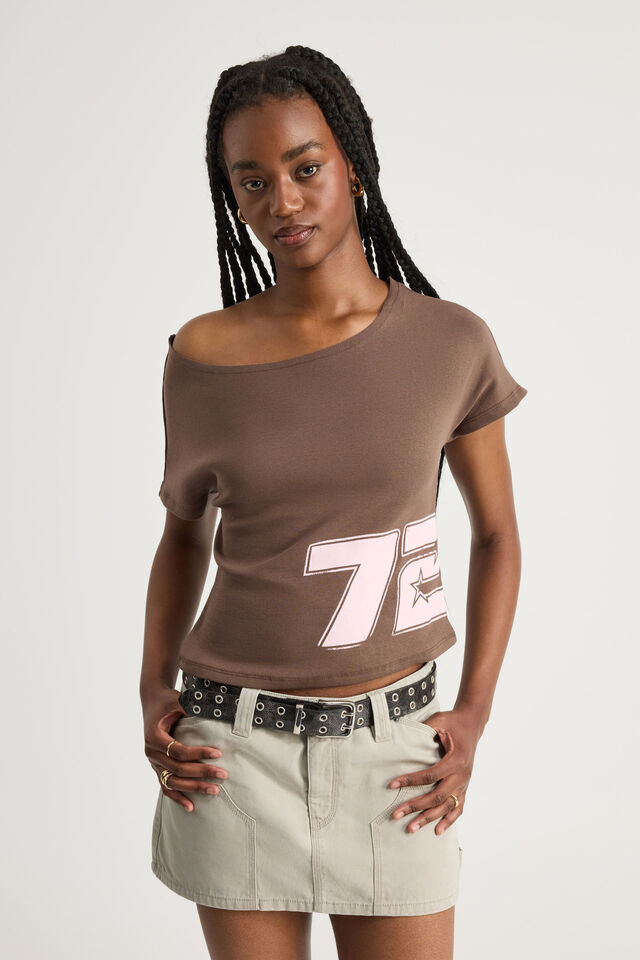 One Shoulder Graphic Tee, MUD/72