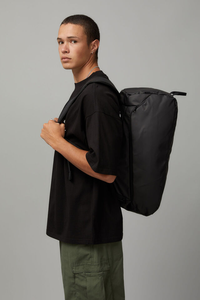 The weekender Duffle/Backpack