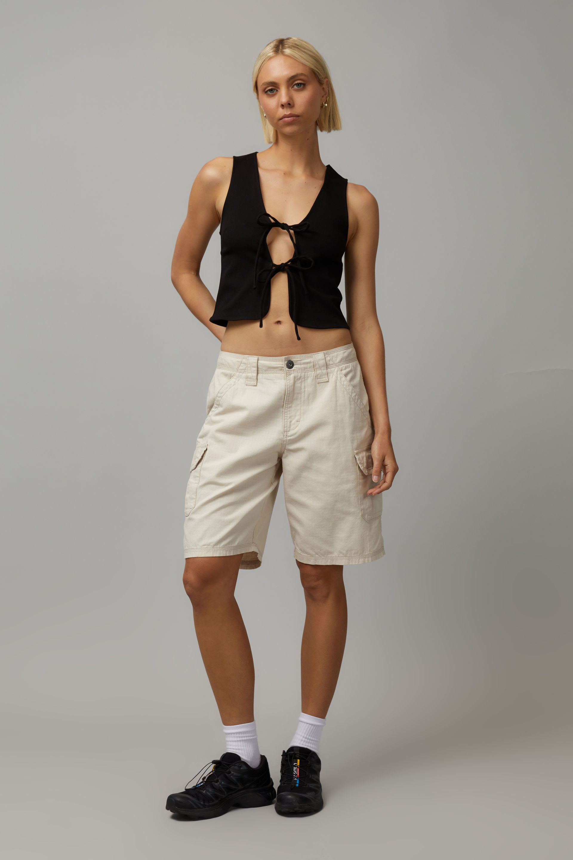 Black tie on sale front top