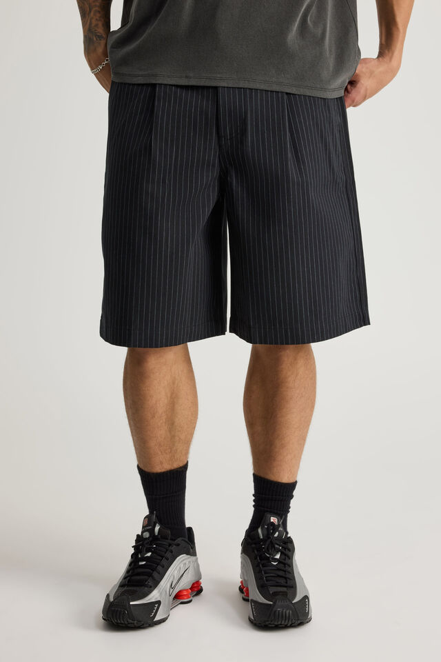 Half Half Pleated Woven Short, NAVY PINSTRIPE