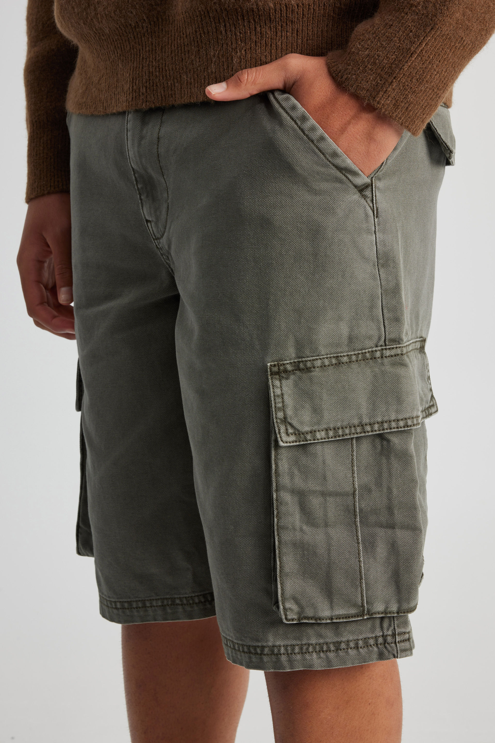Baggy khaki shorts sale