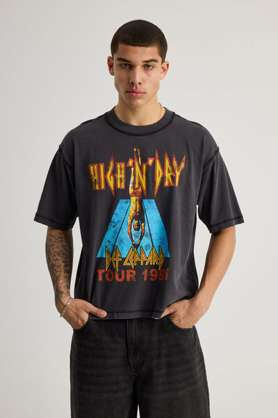 Boxy Cropped Music T Shirt, LCN BRA WASHED BLACK/DEF LEPPARD TOUR