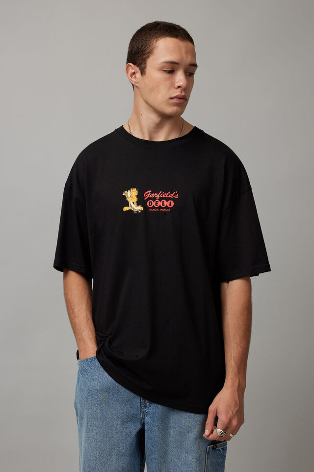 Half Half X Garfield T Shirt, LCN GAR BLACK/GARFIELD DELI