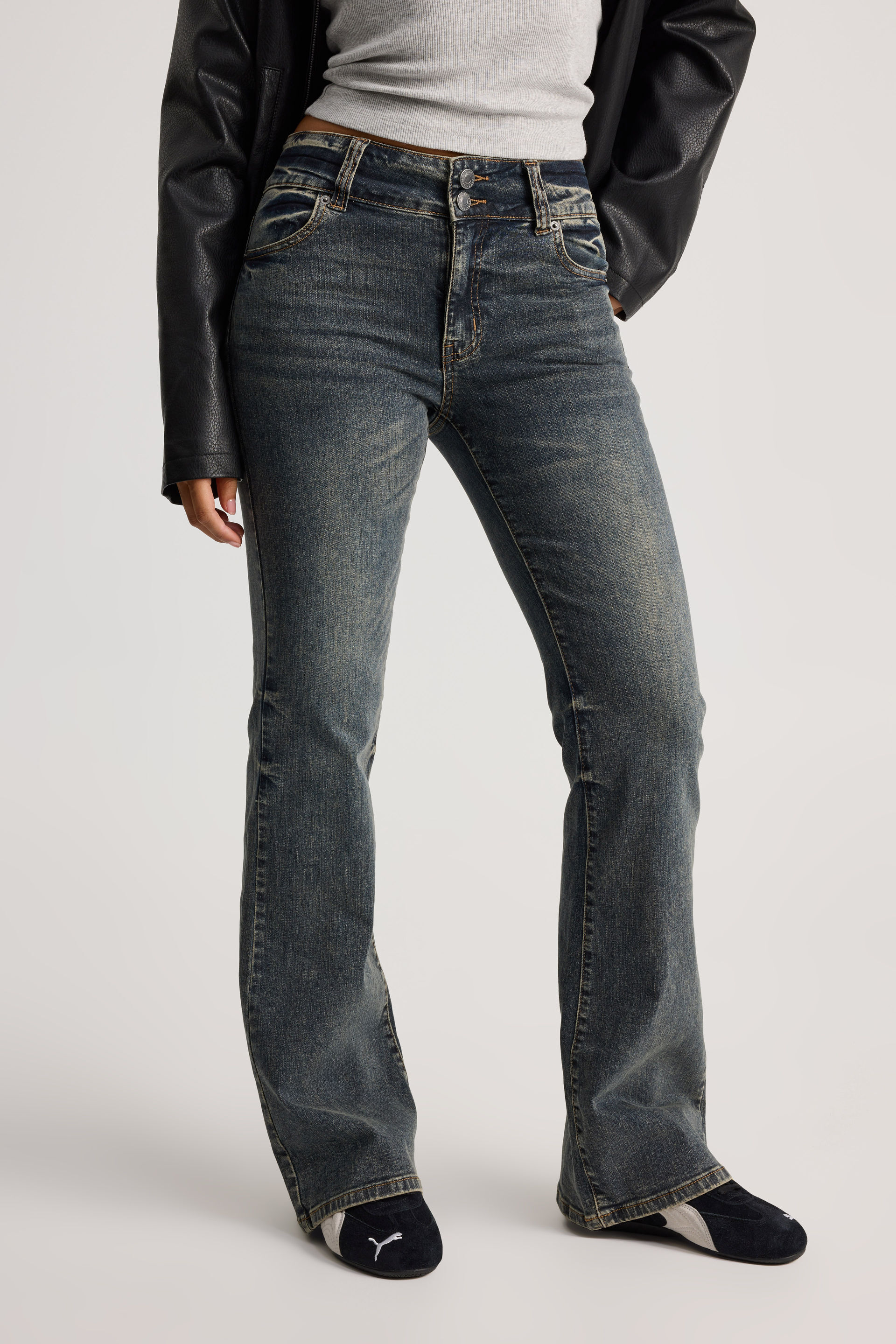 Stretch Bootleg Jean