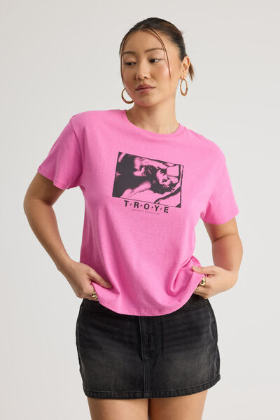Music Merch Regular Tee, LCN BRA TROYE SIVAN SHOCK PINK/PORTRAIT