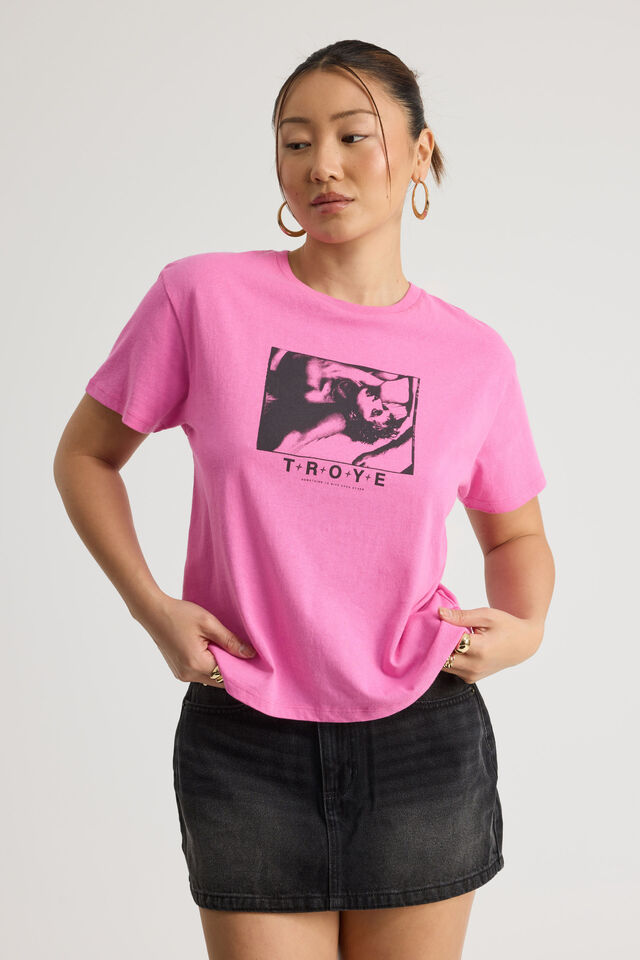 Music Merch Regular Tee, LCN BRA TROYE SIVAN SHOCK PINK/PORTRAIT