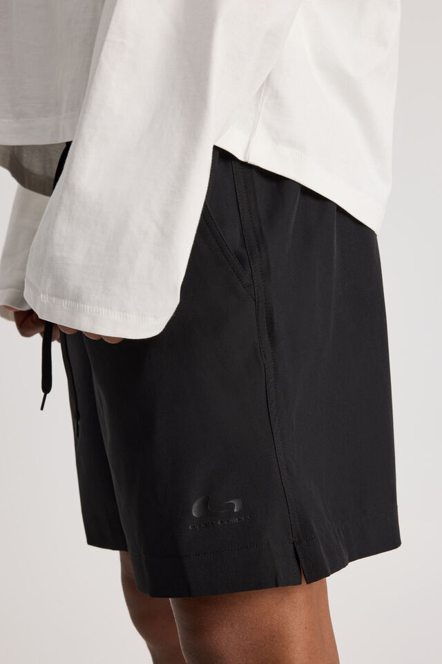 Open Gallery Classic Run Short, BLACK