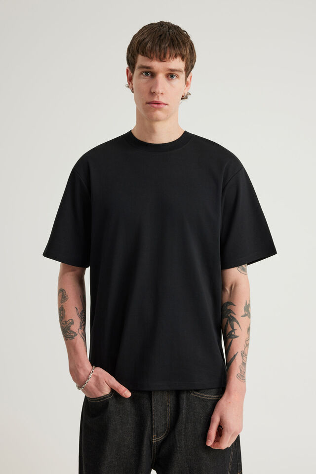 Authentics Clean Tshirt, BLACK