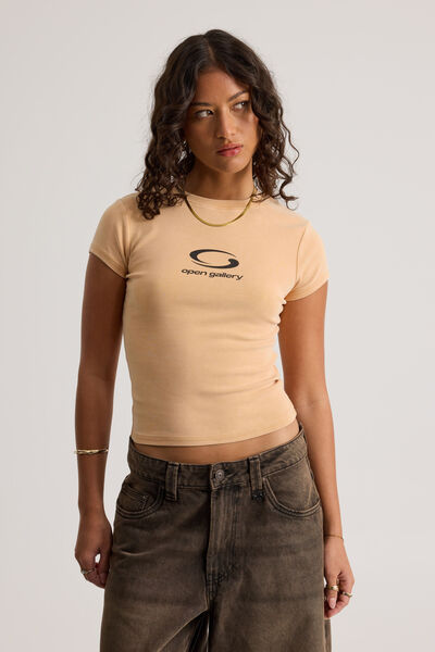 Open Gallery Fitted Tee, DUSTY TUMERIC/OG