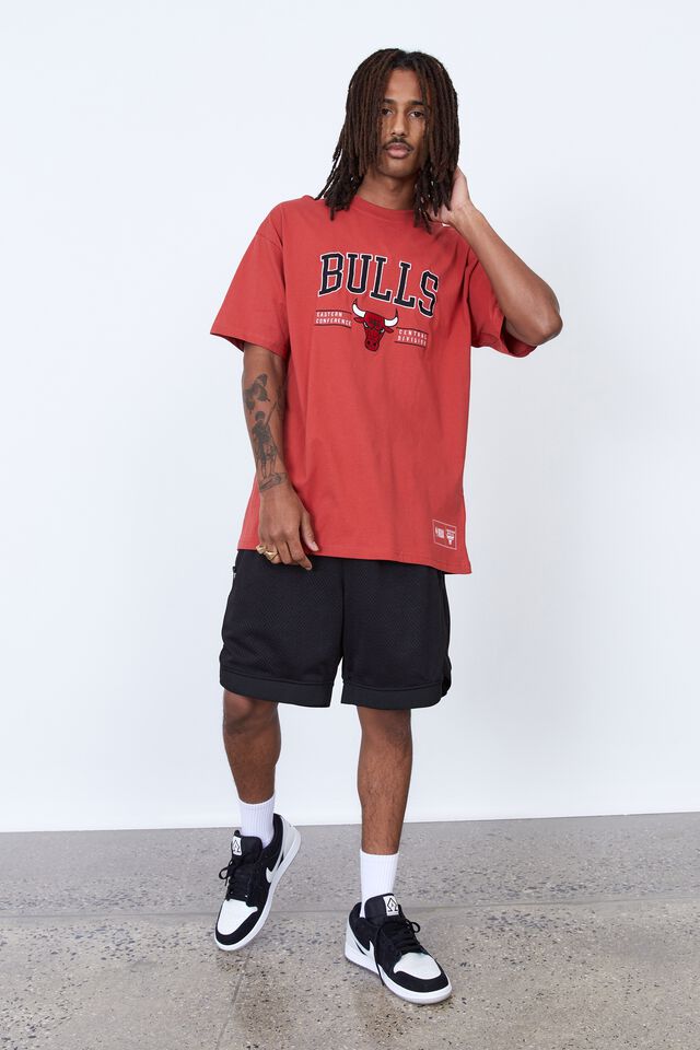 NBA Chicago Bulls Oversized T Shirt, LCN NBA RED BERRY/BULLS CLASSIC