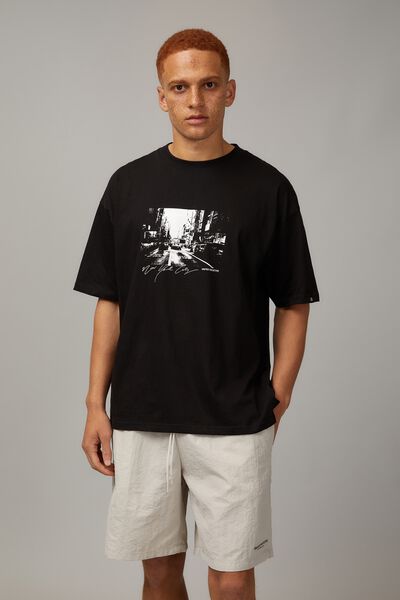 Box Fit Unified Tshirt, BLACK/NYC STREETS