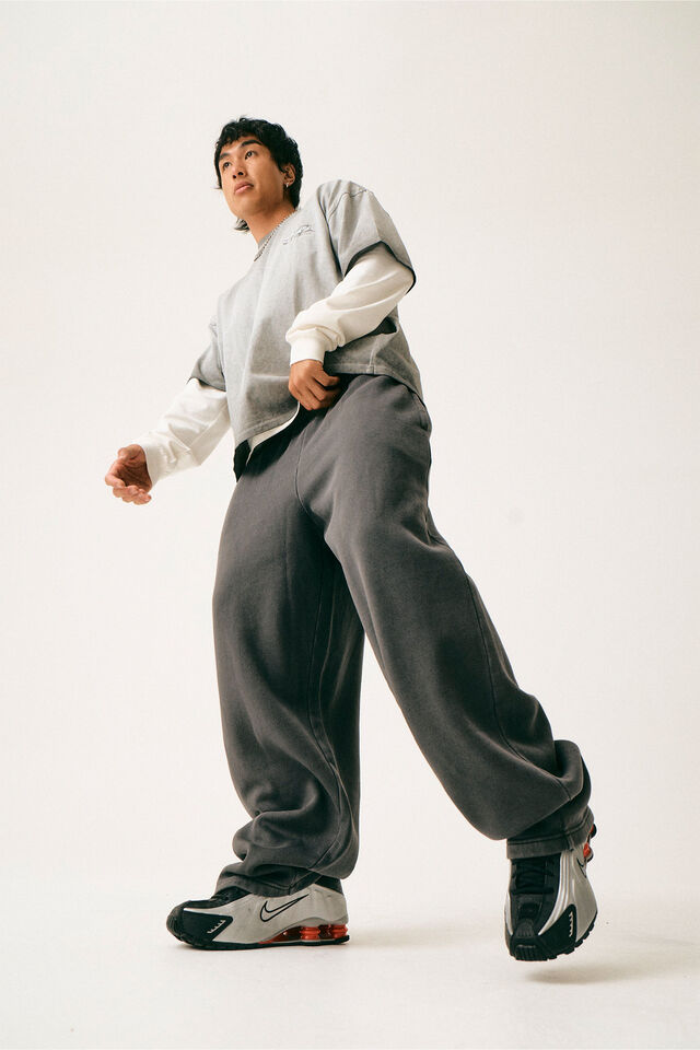 Authentics Baggy Trackpant, WASHED BLACK