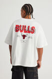 Box Fit Nba T Shirt, LCN NBA CLOUD/BULLS BOLD LAYERED - alternate image 3