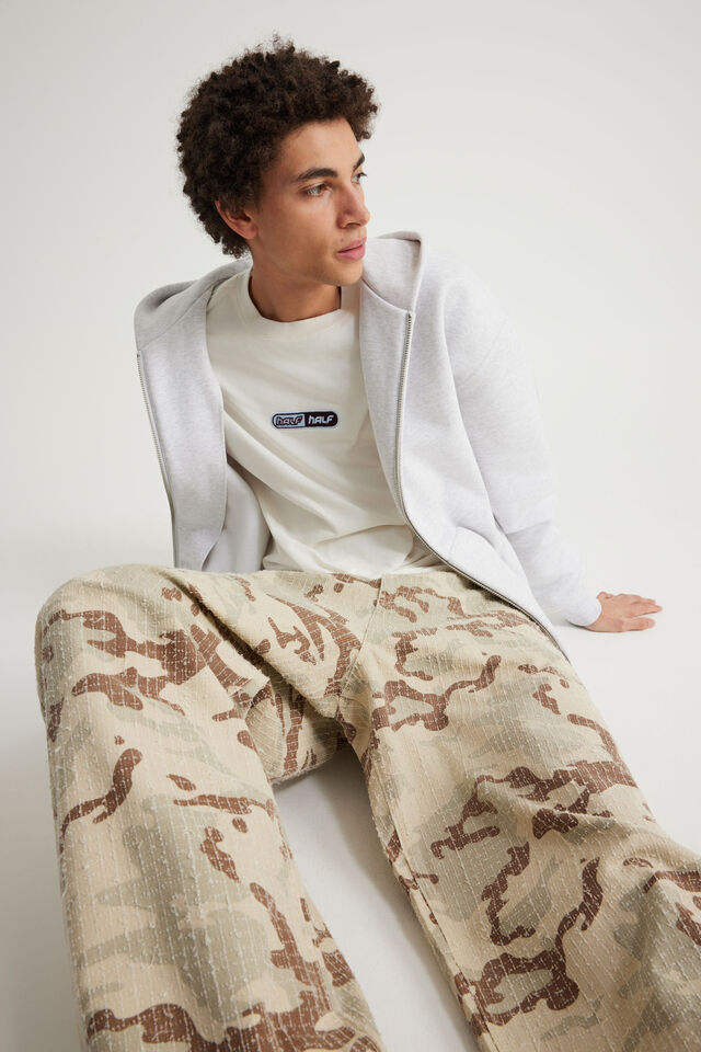 Open Gallery Baggy Jean, SAND CAMO