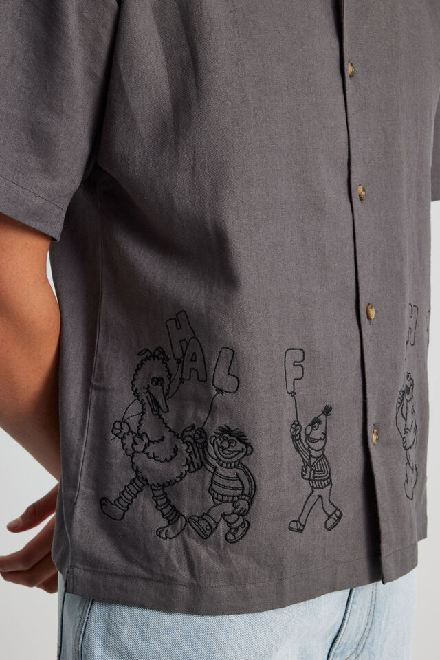 Sesame Street X Half Half Shirt, LCN SES IRON/SESAME STREET CHARACTERS