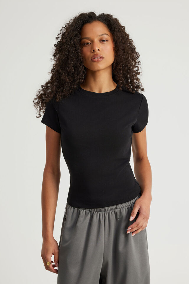 Authentics Fitted Tee, BLACK