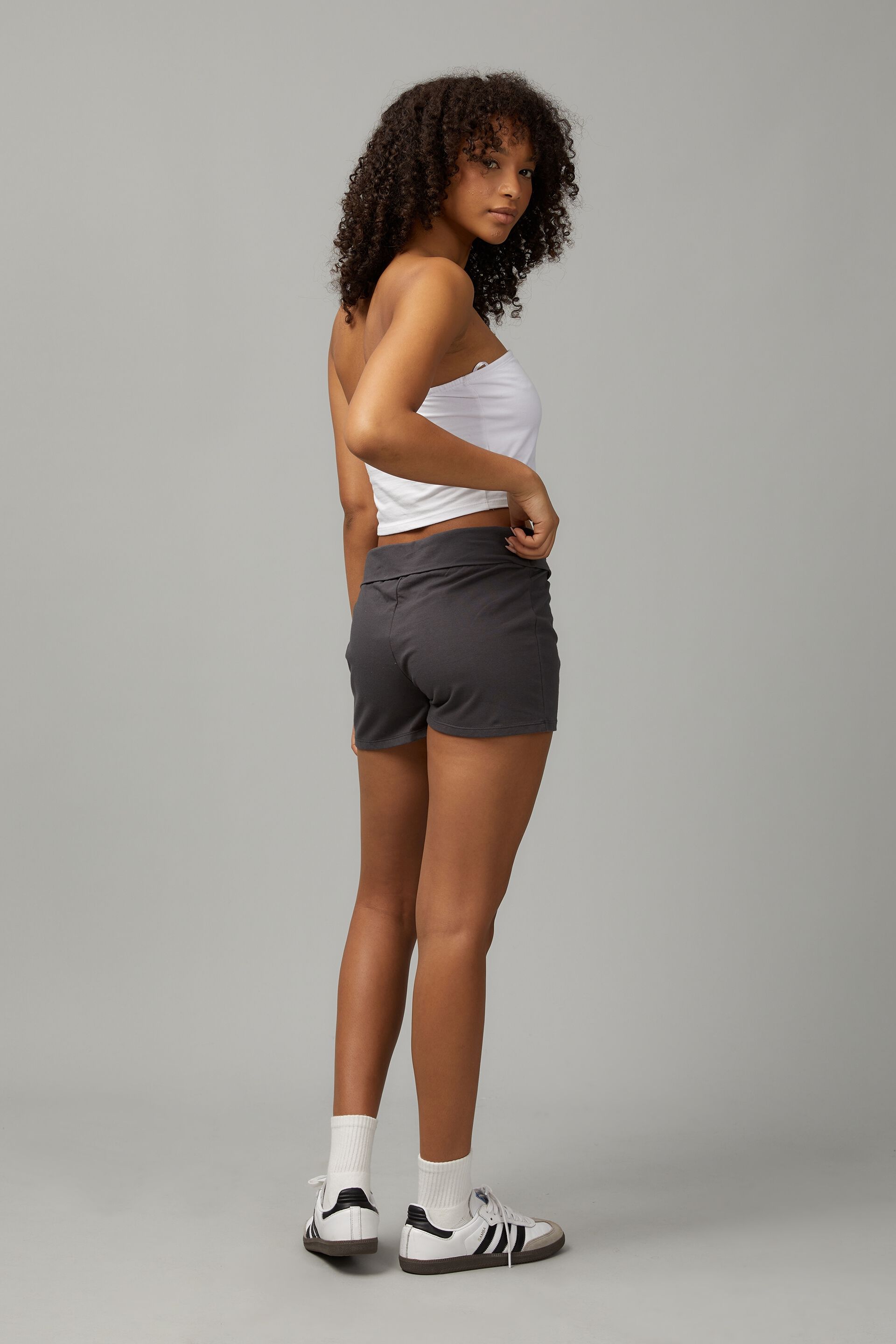Tess short shop