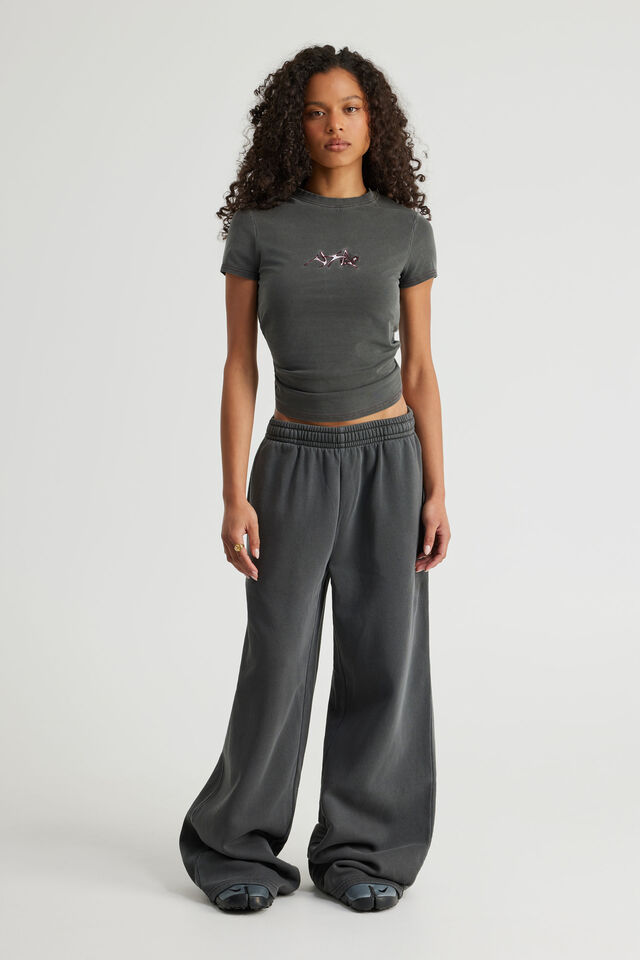 Fitted Graphic Tee, WASHED BLACK/NTN STAR