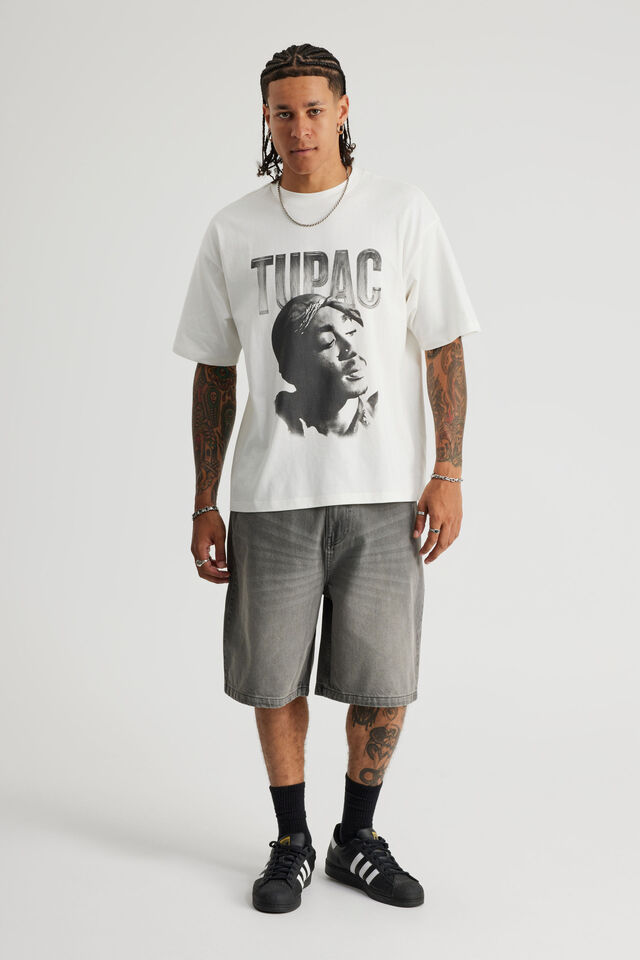 Box Fit Music Merch T Shirt, LCN BRA CLOUD/TUPAC GREYSCALE ALL EYEZ