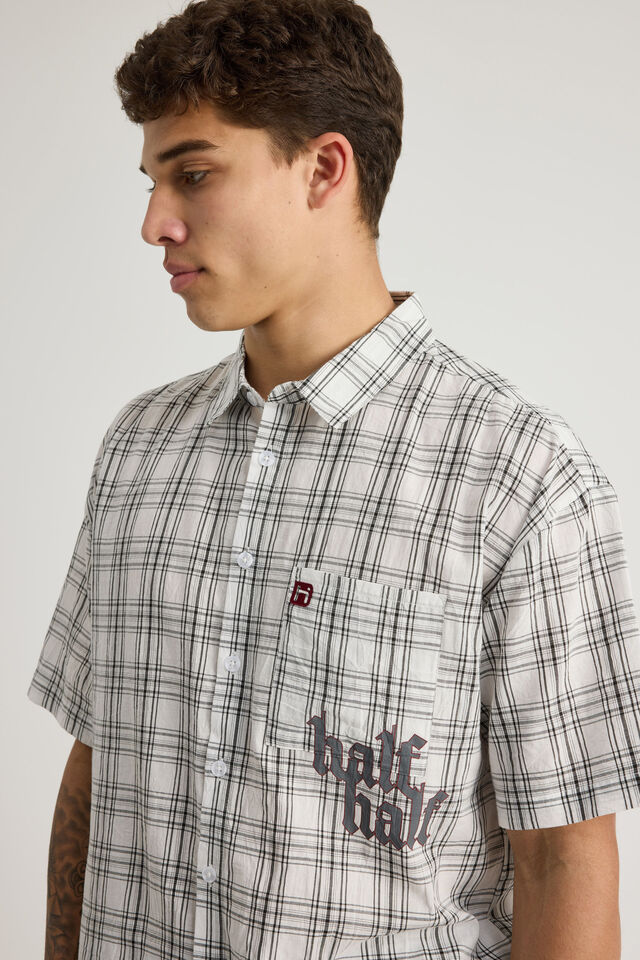 Half Half Boxy Cropped Short Sleeve Shirt, WHITE WINDOW CHECK/GOTHIC HH