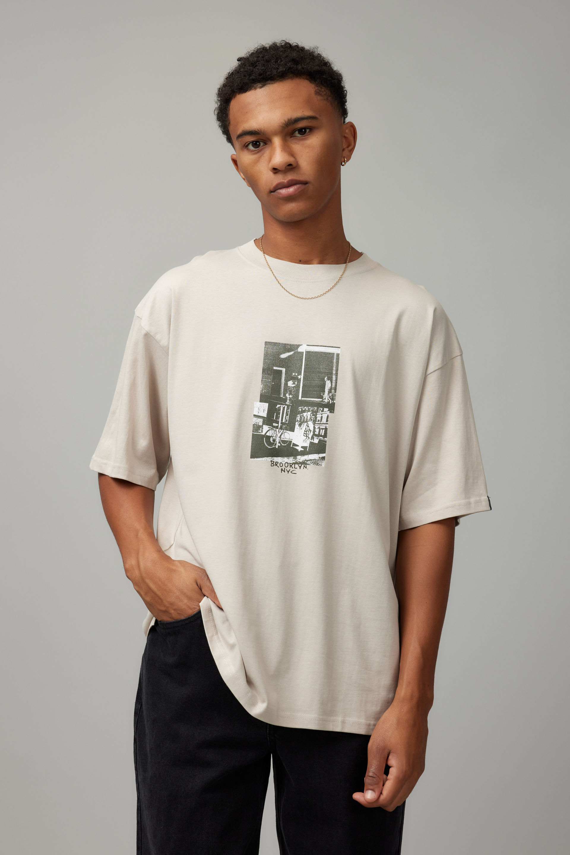 Graphic hot sale tees men