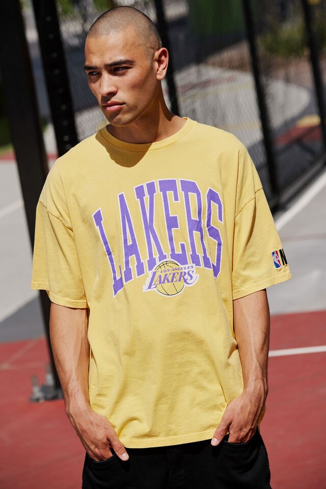 NBA LA Lakers Oversized T Shirt, LCN NBA WASHED GOLD/LAKERS CURVED