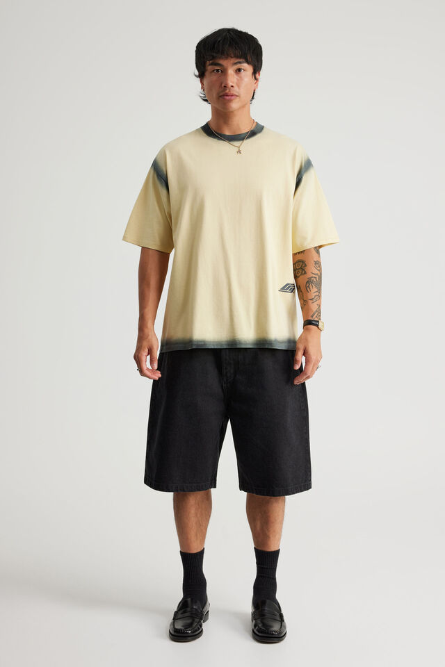 Open Gallery Box Fit Tshirt, OG DAFFODIL/OUTLINE SPRAY