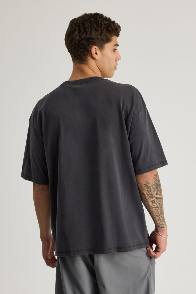 Box Fit Music Merch T Shirt, LCN BRA WASHED BLACK/BILLIE EILISH