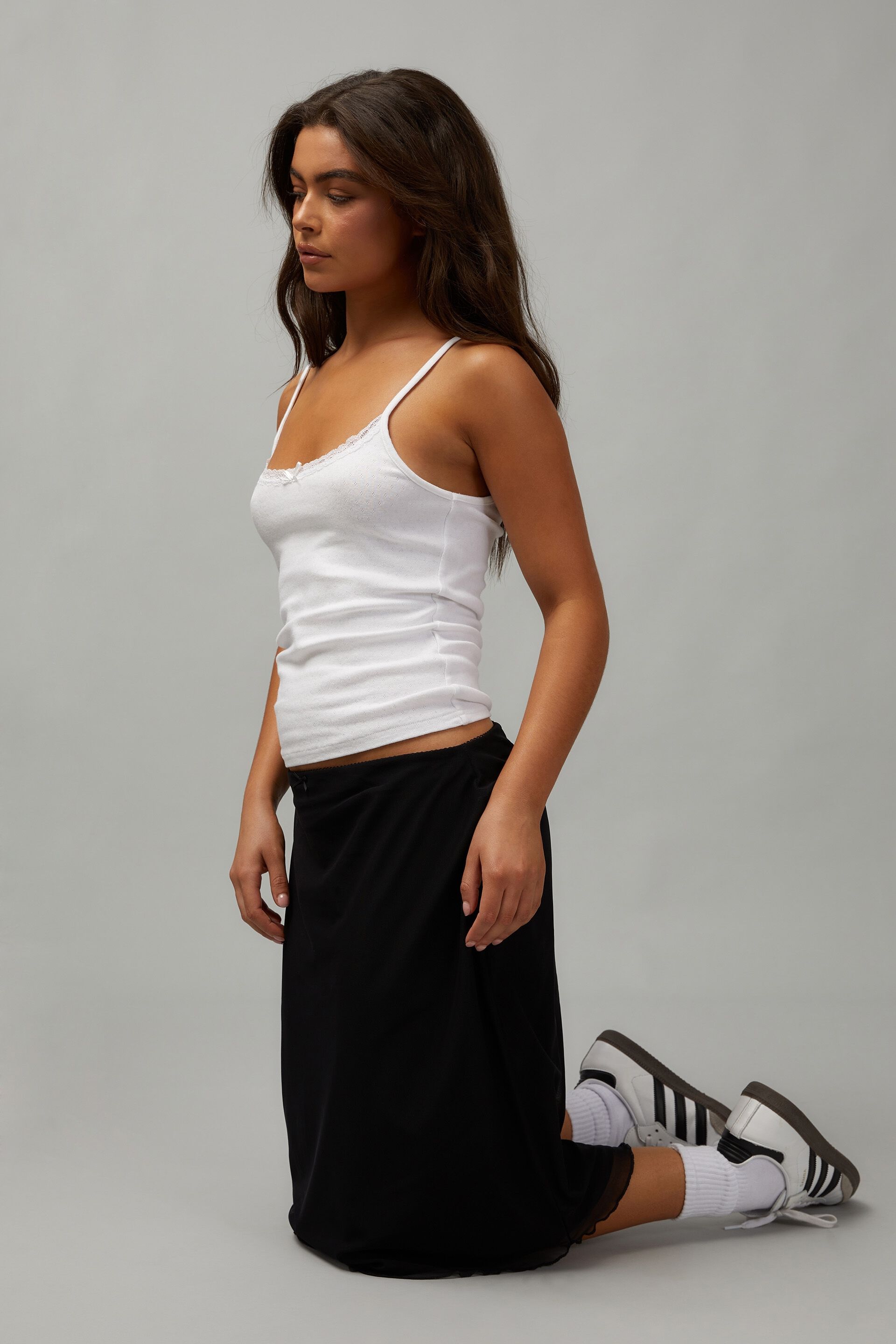 Midi slip outlet skirt black