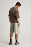 Authentics Baggy Track Short, WASHED SUNBLEACHED KHAKI/PLEATED - example image 3