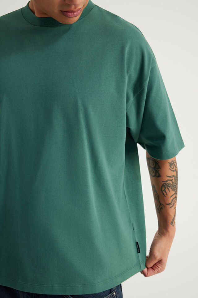 Authentics Heavy Weight Box Fit Tshirt, EVERGREEN