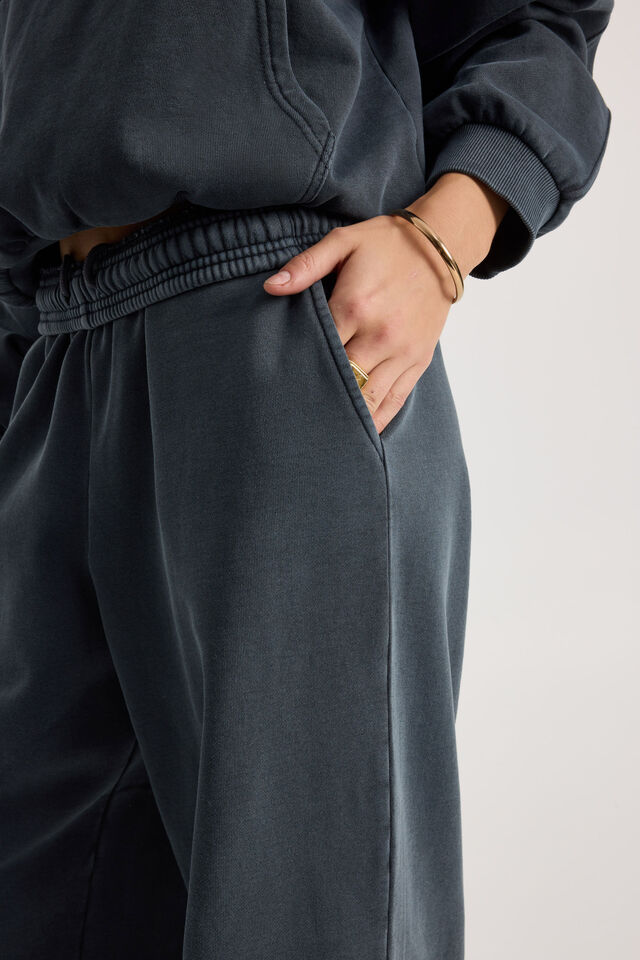 Ultra Baggy Trackpant, WASHED NAVY