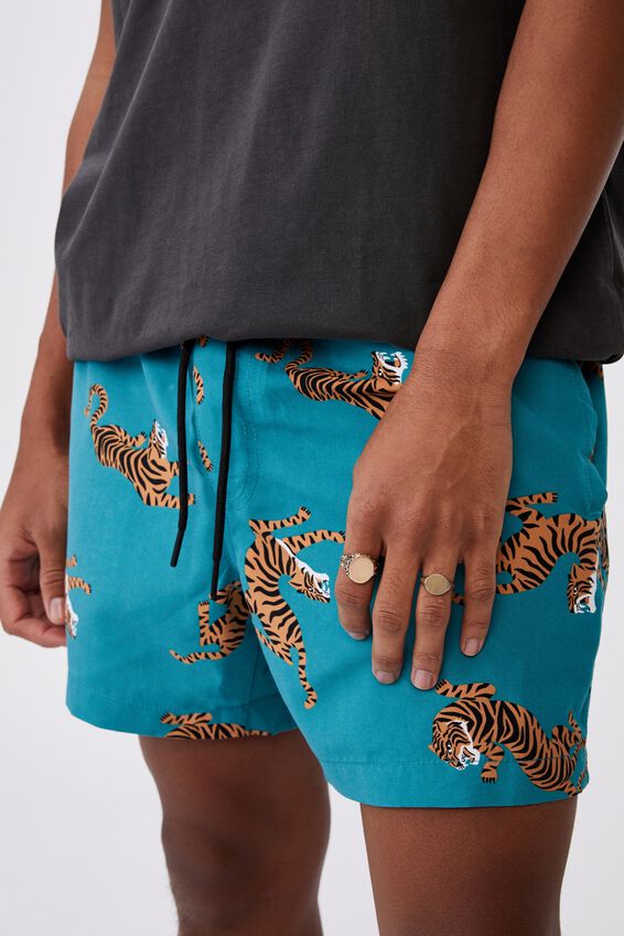 Resort Short, LA TEALGRA