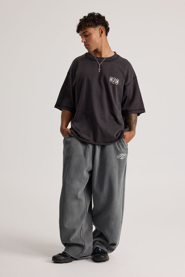 Notion Boxy Cropped Heavyweight Tshirt, NTN BLACK ACID/ALL STARING