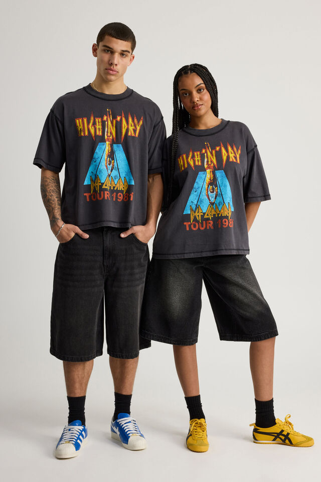 Boxy Cropped Music T Shirt, LCN BRA WASHED BLACK/DEF LEPPARD TOUR