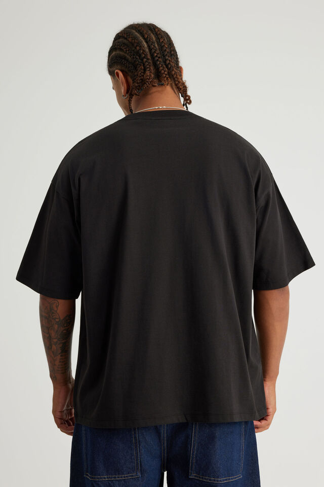 Box Fit Music Merch T Shirt, LCN BRA BLACK/TUPAC SHAKUR SIGNATURE